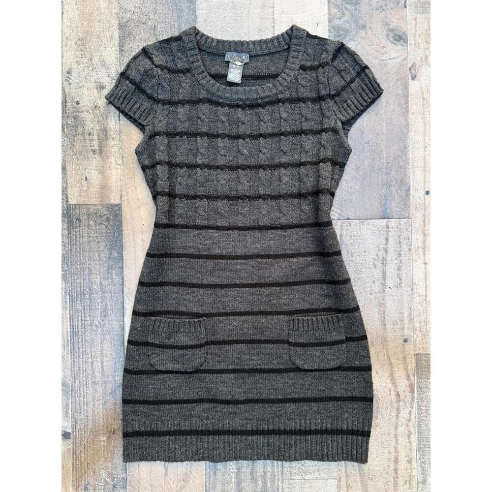 DEX Gray & Black Stripe Short Sleeved Midi Sweater Dress Size S
